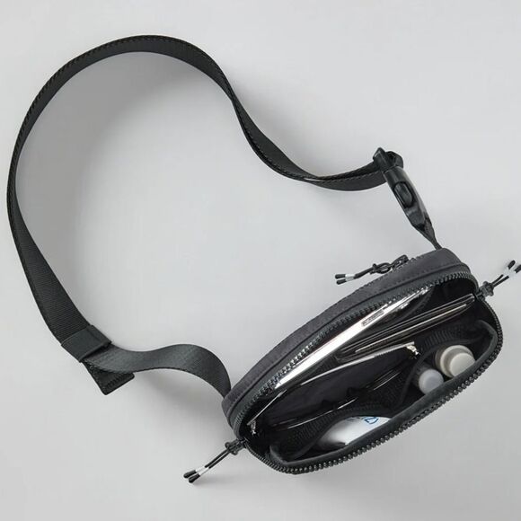 FABLETICS - The Belt Bag - Tactical Camo - Picture 2 of 7